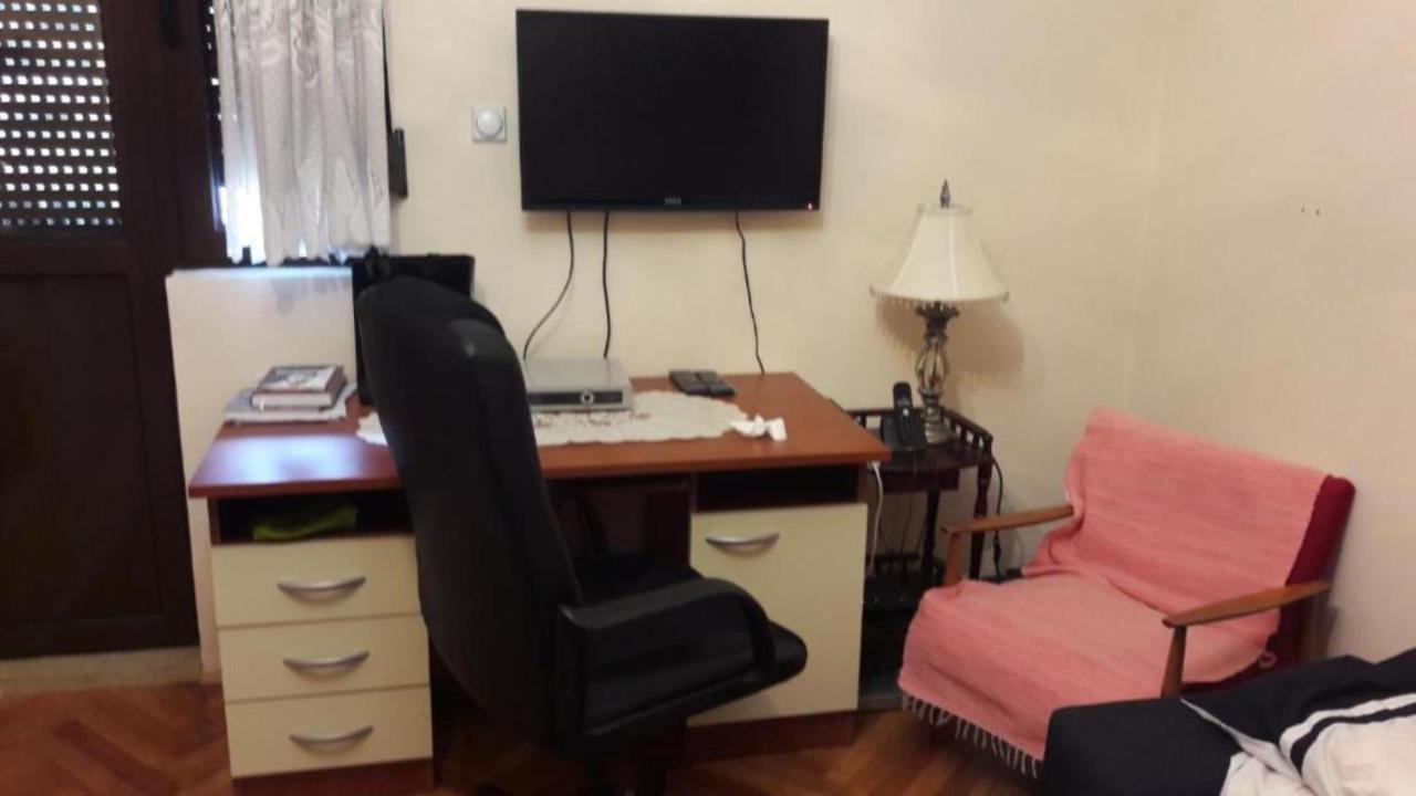 Center Lux Apartment Podgorica Luaran gambar