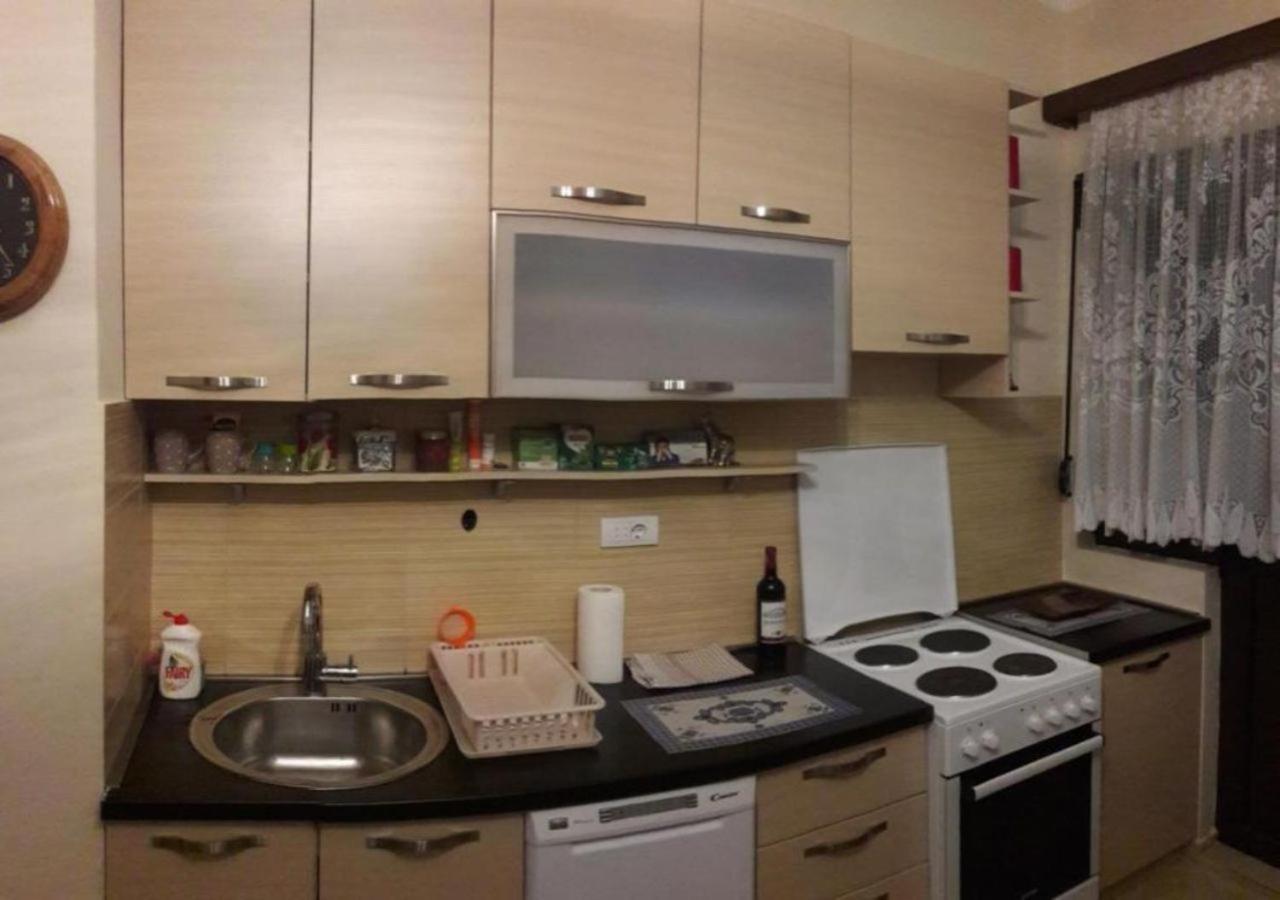Center Lux Apartment Podgorica Luaran gambar